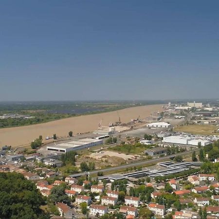 Study Hotel Bordeaux Lormont Exterior foto